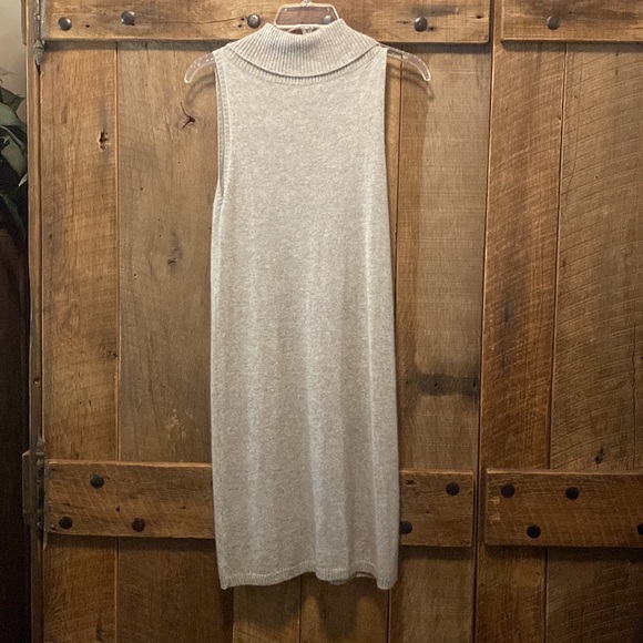 🖤Cashmere Sweater dress 🖤 - Picture 3 of 4